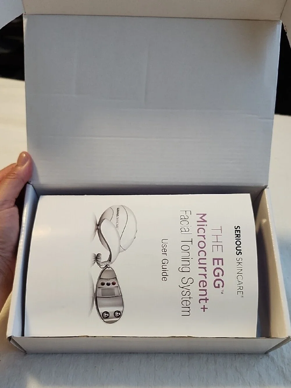 Serious Skincare The EGG Microcurrent+ Facial Toning System - Purple - Picture 4 of 9